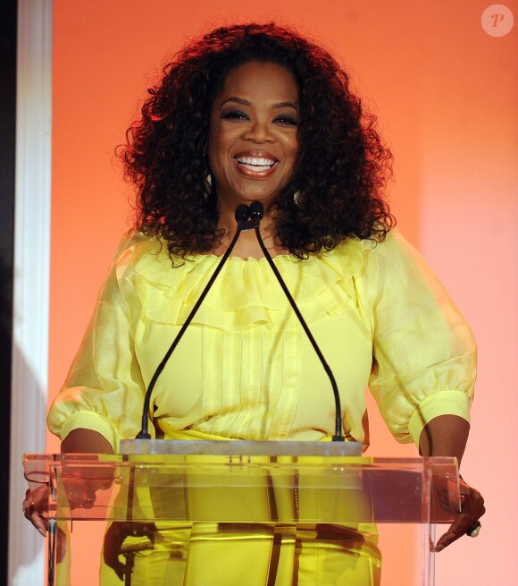 Oprah Winfrey lors du ESSENCE Black Women In Hollywood Luncheon au Beverly Hills Hotel de Los Angeles, le 27 février 2014