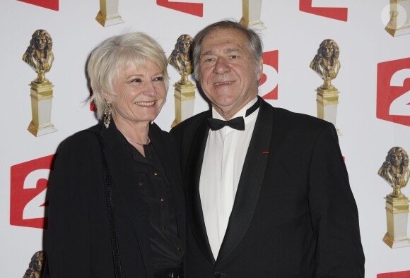 Pierre Santini et sa femme lors de la 26e nuit des Molières aux Folies Bergères à Paris, le 2 juin 2014.
