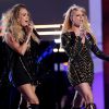 Carrie Underwood et Miranda Lambert à la cérémonie des CMT Music Awards à Nashville, le 4 juin 2014.
