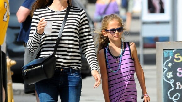 Jennifer Garner : Reine du shopping avec Violet, maman-poule avec ses enfants