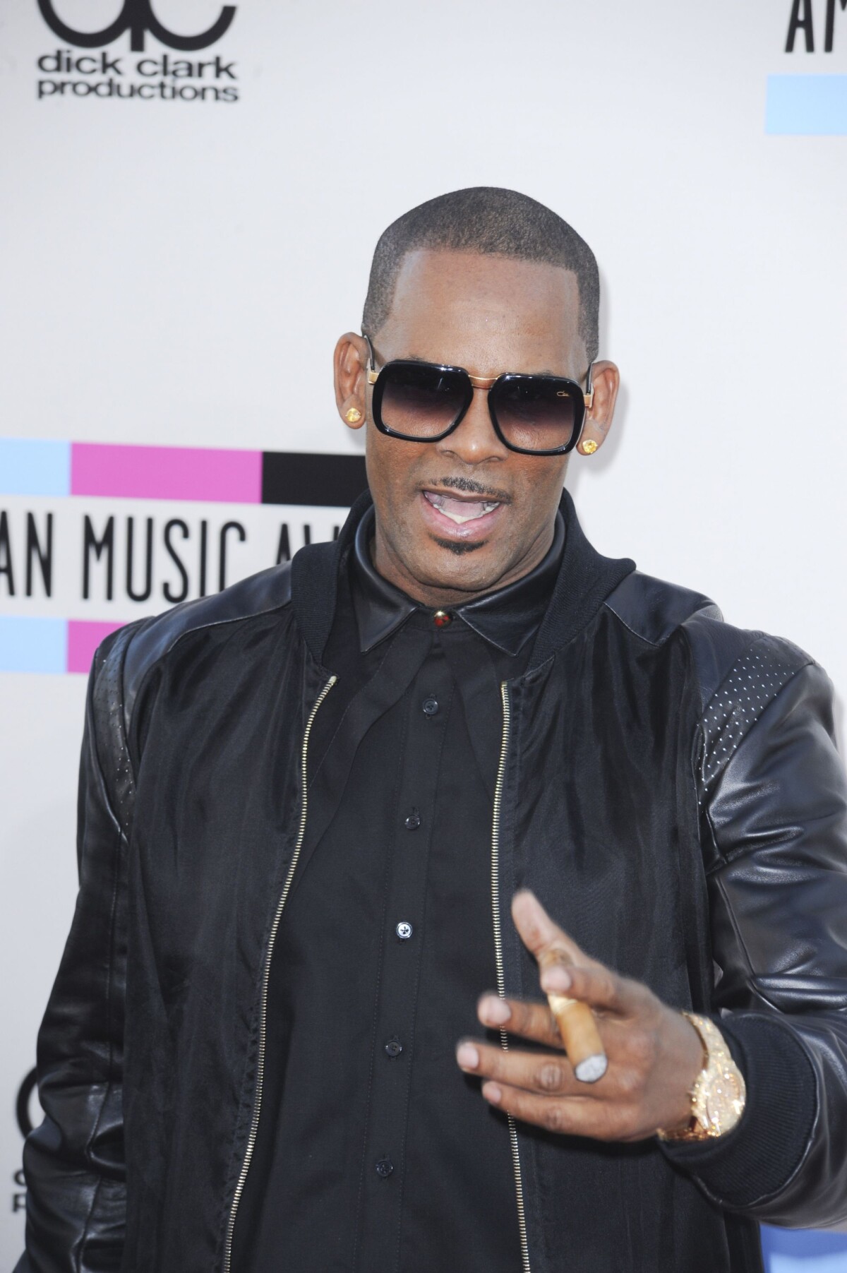 Photo : R. Kelly aux American Music Awards 2013 à Los Angeles, le 25 ...