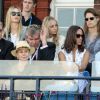 Maria Sharapova dans les tribunes du tournoi du Queen's pour encourager son homme Grigor Dimitrov au côté de Pippa Middleton, le 10 juin 2014