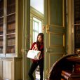  Alexa Chung prend la pose dans les coulisses de la campagne automne/hiver 2014-2015 Longchamp 