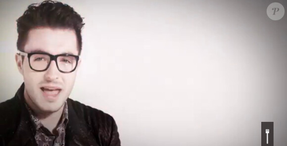 Olympe dans le clip de son premier titre Born to Die