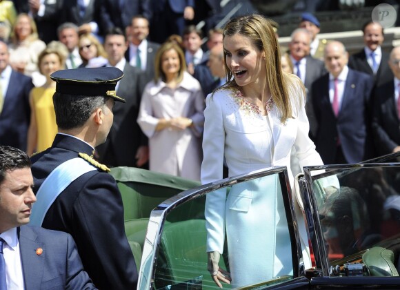 Le roi Felipe et la reine Letizia lors de la cérémonie d'investiture du nouveau roi à Madrid le 19 septembre 2014