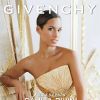 Alicia Keys, visage du parfum Dahlia Divin de Givenchy.