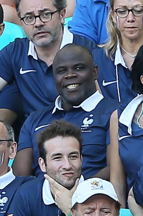 Basile Boli lors du match entre la France et la Suisse, le 20 juin 2014 à l'Arena Fonte Nova de Salvador de Bahia