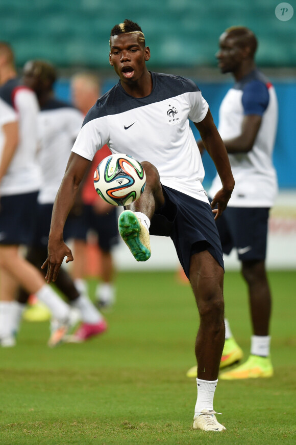 Paul Pogba lors du match entre la France et la Suisse, le 20 juin 2014 à l'Arena Fonte Nova de Salvador de Bahia