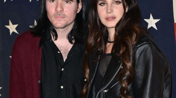 Lana Del Rey, séparée de son rockeur de fiancé ? Le principal intéressé dément !