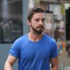 Shia LaBeouf dans les rues de New York, le 27 juin 2014, après avoir passé la nuit en prison.