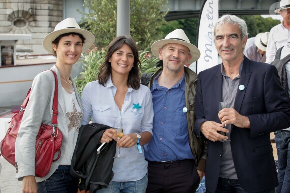Églantine Éméyé, Estelle Denis, Richard Posso et Raymond Domenech, au 2e Trophée de la Pétanque Gastronomique à Paris, le 27 juin 2014.