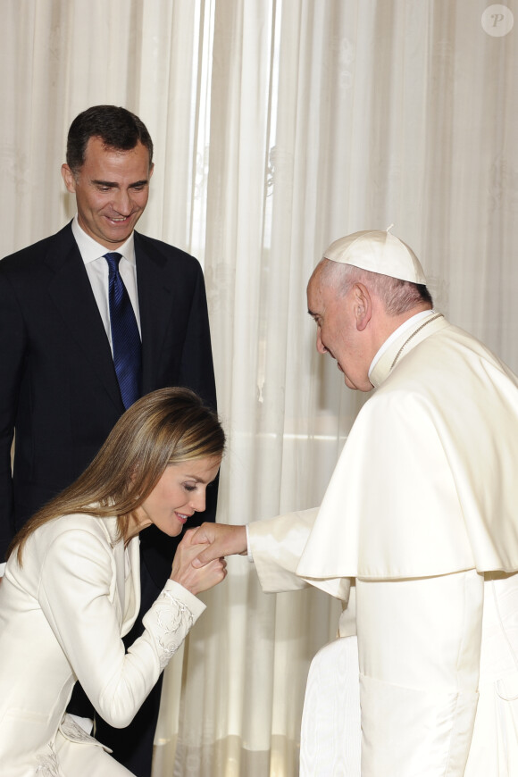 Le pape François recevait le roi Felipe VI et la reine Letizia d'Espagne au Vatican, le 30 juin 2014
