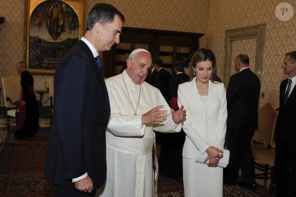 Le roi Felipe VI d'Espagne et son épouse la reine Letizia étaient reçus par le pape François au Vatican, le 30 juin 2014