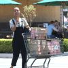Zoe Saldana fait du shopping à Los Angeles, le 29 juin 2014.