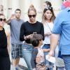 Grande balade familiale pour Jennifer Lopez et ses jumeaux Max et Emme. La star s'est promenée avec ses bambins dans les rues de New York le 30 juin 2014