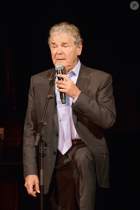 Spectacle intime de Pierre Perret consacré aux chansons de ses débuts à l'occasion de ses 80 ans aux Trois Baudets à Paris, le 16 juin 2014.