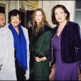  Micheline Dax avec Florence Darel et Fran&ccedil;ois Fabian &agrave; Paris en d&eacute;cembre 1999. 