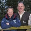 Zara Phillips et Mike Tindall posant chez eux, à Gatcombe Park, dans le Gloucestershire, le 9 avril 2014.