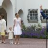 La famille royale de Suède célébrait le 14 juillet 2014 le 37e anniversaire de la princesse Victoria de Suède. Le roi Carl XVI Gustaf, la reine Silvia, le prince Daniel et la princesse Estelle étaient réunis à la Villa Solliden, sur l'île d'Öland, pour la traditionnelle rencontre avec le public.