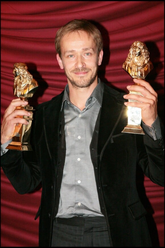 Eric Ruf avait triomphé aux Molières en 2007 pour les décors et le second rôle qu'il tenait dans "Cyrano de Bergerac", mis en scène par son ami Denis Podalydès à la Comédie-Française.