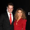 Natalie Zea et son époux Travis Schuldt lors du Rodeo Drive Walk Of Style chez Bulgari à Beverly Hills, le 5 décembre 2012