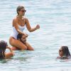 Devin Brugman, Natasha Oakley et son petit-ami Martin Médus (Secret Story 3) se baignent à Miami, le 17 juillet 2014.