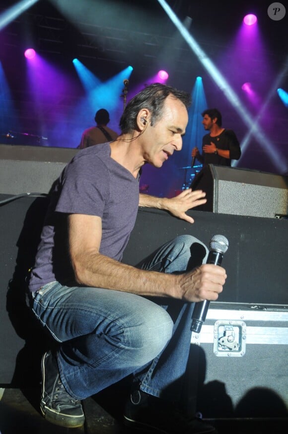 Exclusif - Jean-Jacques Goldman de retour sur scène à l'occasion du 20e anniversaire des "Vendanges du Coeur" à Ouveillan, près de Narbonne, au profit des "Restos du Coeur" le 20 juillet 2014.