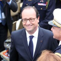 François Hollande blague sur un mariage avec Julie Gayet... Les astres s'en mêlent