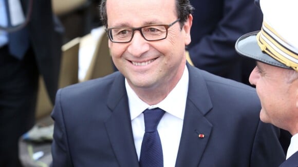 François Hollande blague sur un mariage avec Julie Gayet... Les astres s'en mêlent