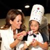 Brooke Burke avec ses enfants Shaya et Heaven, lors de l'événement Junior Chef Academy à Culver City, Los Angeles, le 15 juillet 2014