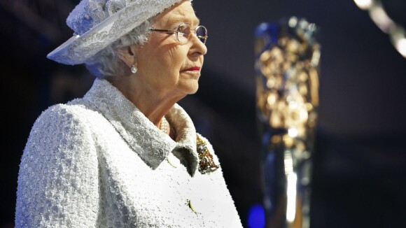 Jeux du Commonwealth 2014 : Elizabeth II amusée lors de la cérémonie d'ouverture
