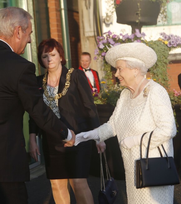 La reine Elizabeth II est accueillie à la cérémonie d'ouverture des Jeux du Commonwealth 2014, le 23 juillet au Celtic Park de Glasgow.