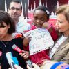 Valérie Trierweiler et Anne Hidalgo inauguraient le 28 juillet 2014 une exposition éphémère en soutien aux jeunes filles enlevées en avril 2014 par la secte Boko Haram au Nigéria, dans le cadre de la campagne Bring back our girls, place de la République à Paris