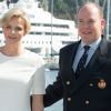 La princesse Charlene, enceinte, et le prince Albert II au Yacht Club de Monaco le 20 juin 2014 pour l'inauguration des nouveaux locaux.