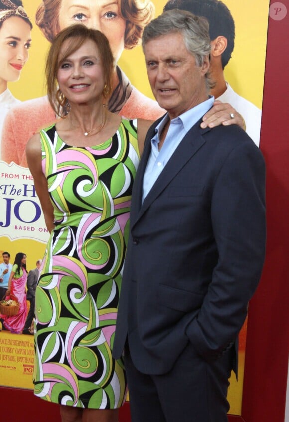 Lena Olin et son mari Lasse Hallström - Avant-première du film "Les Recettes du bonheur" ("The Hundred-Foot Journey") au théâtre Ziegfeld à New York, le 4 août 2014.