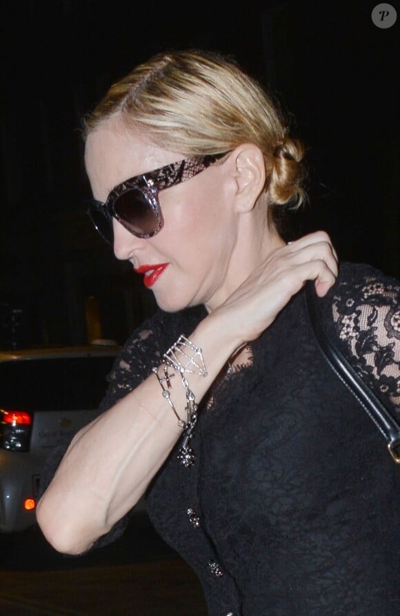 La chanteuse Madonna arrive au Chiltern Firehouse à Londres. Le 19 juillet 2014.