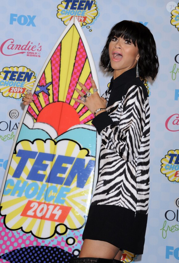 Zendaya Coleman sur le tapis rouge des Teen Choice Awards au Shrine Auditorium de Los Angeles, le 10 août 2014.