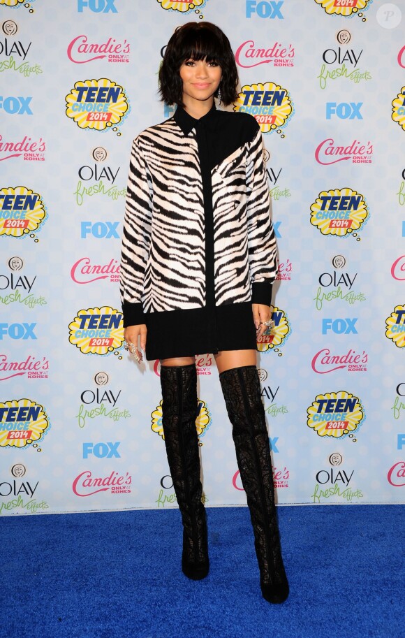 Sasha Pieterse sur le tapis rouge des Teen Choice Awards au Shrine Auditorium de Los Angeles, le 10 août 2014.