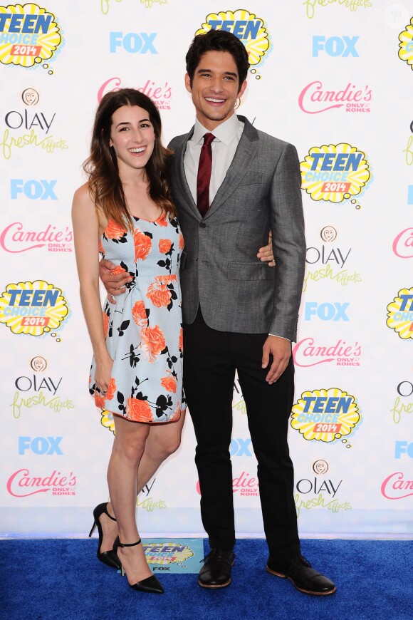Tyler Posey et Seana Gorlick sur le tapis rouge des Teen Choice Awards au Shrine Auditorium de Los Angeles, le 10 août 2014.