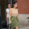 Kim Kardashian quitte son appartement à SoHo pour se rendre dans les studios de la chaîne NBC. New York, le 12 août 2014.