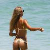 Laura Cremaschi, craquante en bikini sur une plage de Miami. Le 14 août 2014.