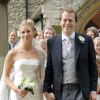 Sara Buys et Tom Parker Bowles, fils de la duchesse Camilla, lors de leur mariage le 10 septembre 2005 à Henley on Thames.