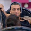 Aymeric tente de piéger Vivian. Heureusement, Nathalie est là ! "Secret Story 8". Aôut 2014.