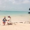 Reese Witherspoon en vacances dans les Caraïbes avec son fils Tennessee le 20 août 2014