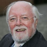 Richard Attenborough : Mort à 90 ans du réalisateur aux 8 Oscars pour ''Gandhi''