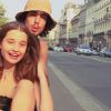 Tiger Lily Hutchence et Bruno Sirera dans une vidéo tournée à Paris et publiée par Bustin Boards sur Youtube, août 2014.