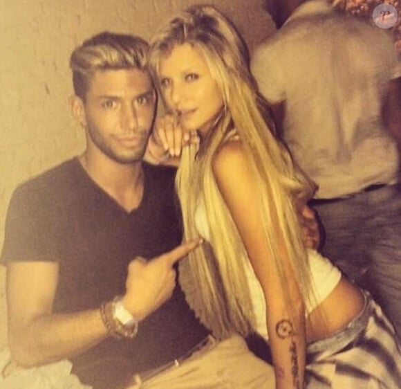 Sacha Buyse aux côtés de son amie Adixia.