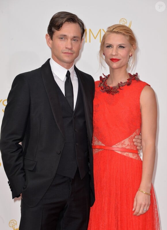 Hugh Dancy et Claire Danes lors des 66e Annual Primetime Emmy Awards au Nokia Theatre de Los Angeles, le 25 août 2014.