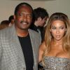 Beyoncé et son père Matthew Knowles à Londres, le 22 janvier 2007.