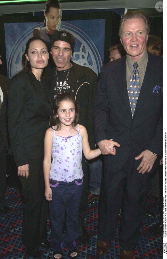 Angelina Jolie, Billy Bob Thornton, Rachel Appleton et Jon Voight à Londres le 4 juillet 2001. 